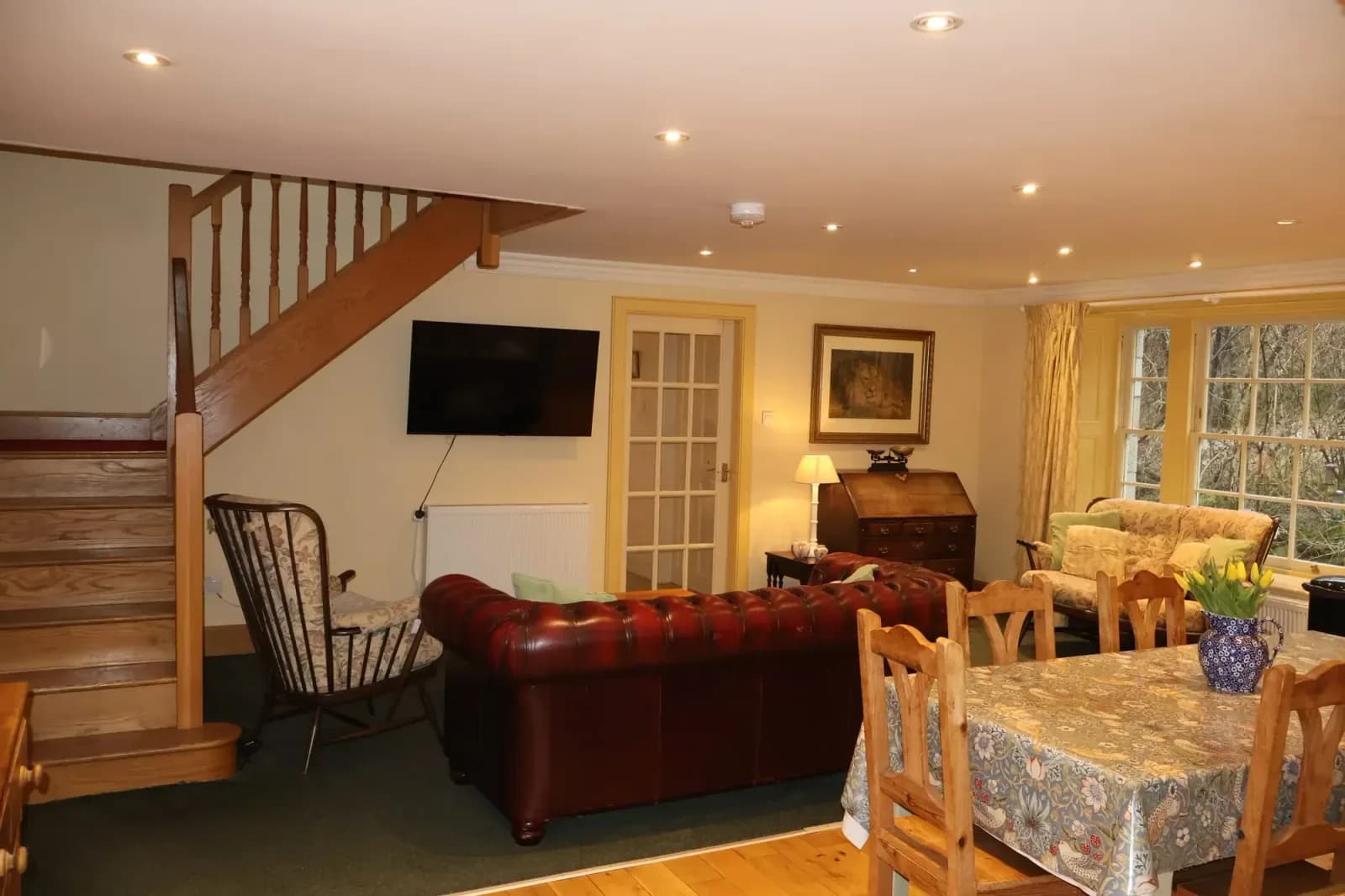 The sitting room, with the stair behind